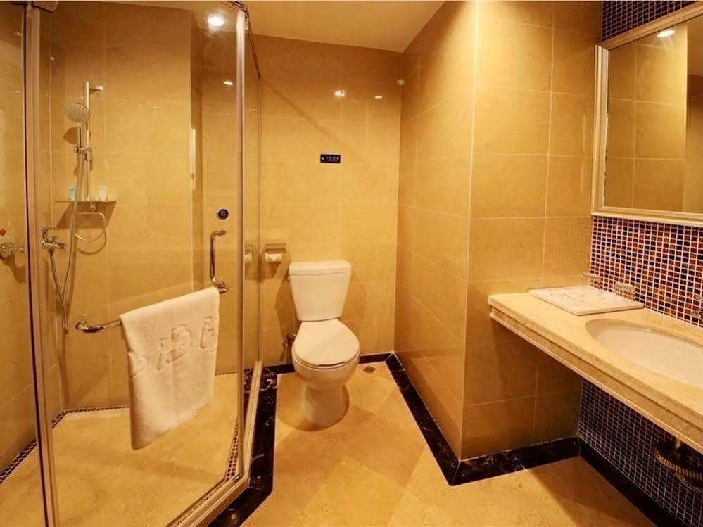 Shanhaiwan Holiday Hotel Yangjiang Exterior foto